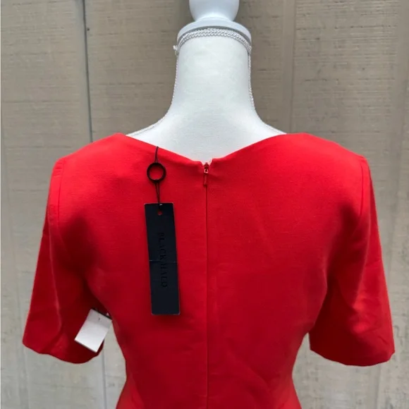 Black Halo Vibrant Red Sheath Midi Dress - Picture 5 of 9
